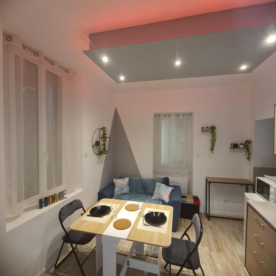 Tres Joli Appartement 2 Pieces, Centre-Ville Tuchan Exterior photo